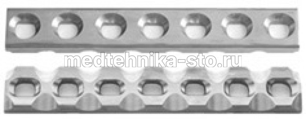Пластина прямая узкая 13,5х4,5 мм, дл. 124 мм, 7 отв.